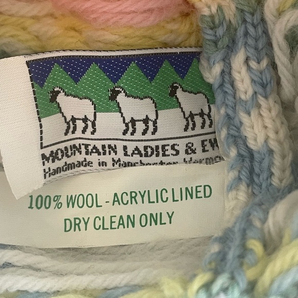 Mountain Ladies & Ewe Pink and Blue Wool Beanie / Hat  USA - Picture 7 of 7